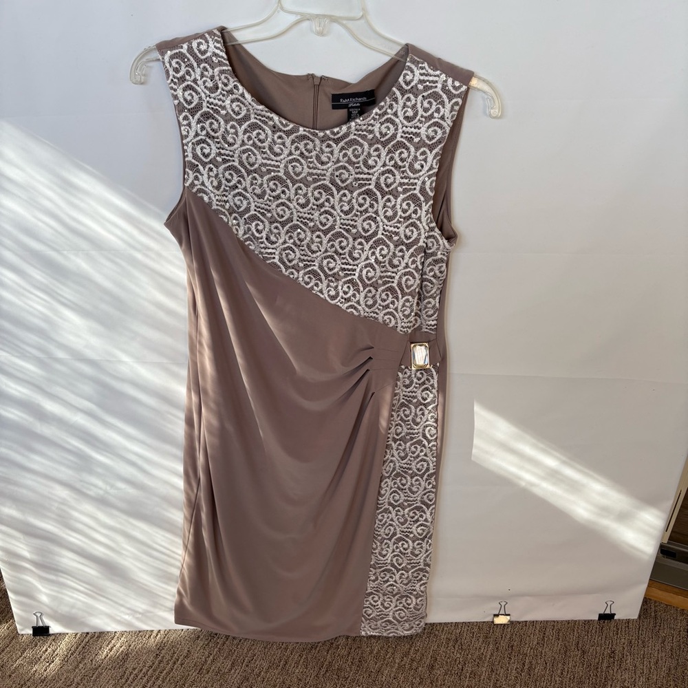 RM Richards Taupe and White Midi Dress. Wedding/Formal  INV25/375